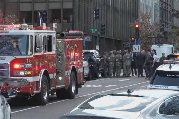 அமெரிக்காவில் பரபரப்பு.. வெள்ளை மாளிகைக்கு அருகே துப்பாக்கிச் சூடு | Us National Guardsmen Injured Gun Shoot Whitehouse