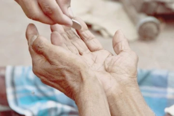 காலி முகத்திடல் பகுதியில் யாசகர்கள் தொடர்பில் நடைமுறைக்கு வரும் புதிய திட்டம்