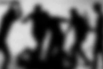 விவசாயி அடித்து கொடூர கொலை - குப்பையாக சடலத்தை வீசிசென்ற அவலம்!