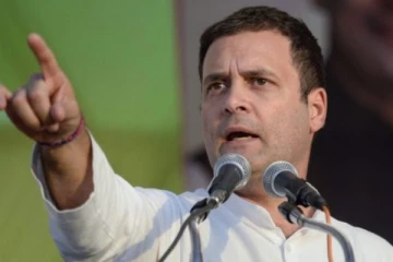 தடுப்பூசி திட்டம் அழிவை உருவாக்கும்:  ராகுல் காந்தி பாய்ச்சல்