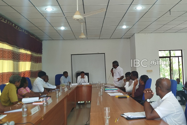 நீதிமன்றத்தை நாடவுள்ள பருத்தித்துறை நகரசபை... ஏகமனதாக தீர்மானம் நிறைவேற்றம்..! | 40 Percent Salary Increase Employees Pointpedro Uc