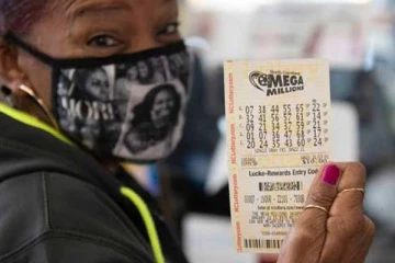 வீட்டில் இருந்தவாரே ரூ. 2375 கோடி மெகா  ஜாக்பாட் அடிக்க ஒரு அரிய வாய்ப்பு!