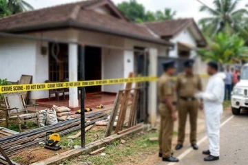 නොහිතපු දරුණු අනතුරක් - ග්‍රයින්ඩරයකට ගෙල කැපී පුද්ගලයෙකු මරුට