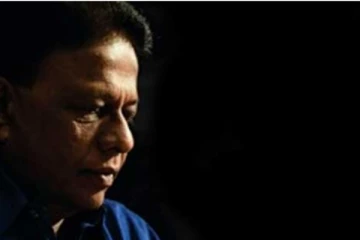 225ම ජනතාව ඉදිරියේ විත්තිකරුවෝ - ඩලස් හදිස්සියෙම කිව්ව කතාව