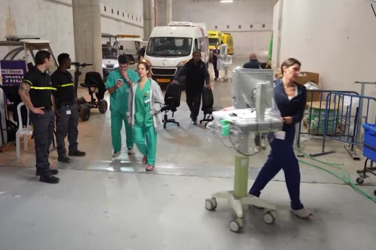 ஈரான் மீதான அமெரிக்க - இஸ்ரேல் தாக்குதல் : அதிகரிக்கும் பலி எண்ணிக்கை | Us Israel Attack On Iran Death Toll Rises In Iran