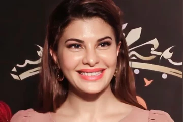 பொருளாதார குற்றப்பிரிவு அலுவலகத்திற்கு வருமாறு ஜெக்குலின் பெர்னாண்டஸுக்கு அறிவித்தல்