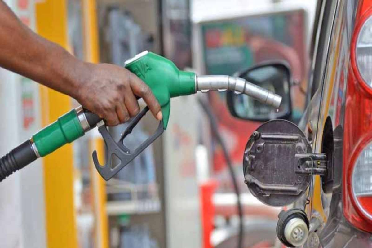 எரிப்பொருள் கையிருப்பு தொடர்பில் வெளியான தகவல் | Fuel Will Available June Supply Will Not Affected எரிப்பொருள் கையிருப்பு தொடர்பில் வெளியான தகவல் | Fuel Will Available June Supply Will Not Affected