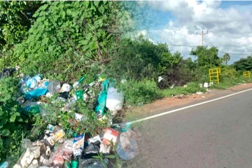 யாழில் முகம்சுழிக்க வைக்கும் செயற்பாடு : மாற்றம் காணுமா இந்த நிலை..! (Photos)