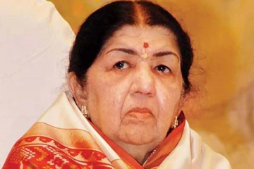 பாடகி லதா மங்கேஷ்கரின் 370 கோடி சொத்து யாருக்கு? வெளியான தகவல்