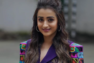 39 வயதிலும் அழகே பொறாமைப்படும் பேரழகில் த்ரிஷா! வைரலாகும் புகைப்படங்கள்