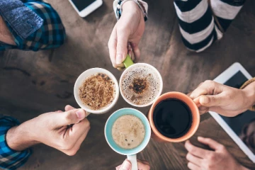 மறந்தும்கூட இந்த பொருட்களை   காபியில் சேர்த்துக்காதீங்க;  பல  விளைவுகளை  சந்திப்பிங்க!