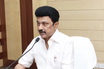 வேகத்துடன் - ஒருங்கிணைப்புடன் வெல்ல வேண்டும் - அதிகரிகளுடனான ஆலோசனையில் முதல்வர் முக ஸ்டாலின்