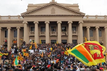 පාර්ශව දෙකක් අරගල භූමියෙන් ඉවත් වෙයි..!එක්සත් ජාතීන්ගේ සංවිධානයෙනුත් විශේෂ ඉල්ලීමක්..(VIDEO)