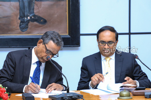யாழ்.பல்கலைக் கழகம் - பங்குப் பரிவர்த்தனை இடையில் புரிந்துணர்வு உடன்படிக்கை(Photos) | University Of Jaffna Share Exchange Agreement