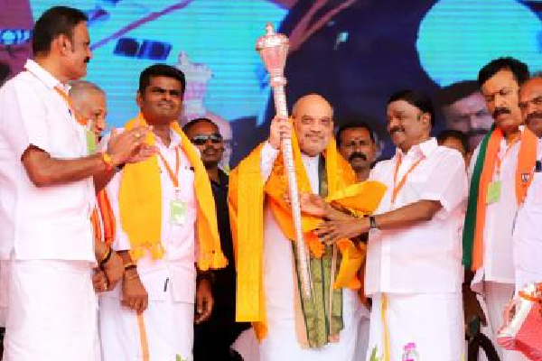 தமிழர் ஒருவரை இந்தியாவின் பிரதமராக்க முயற்சி - மகிழ்ச்சியில் ஸ்டாலின் | Amit Shah Pitches For A Tamil Pm Future India