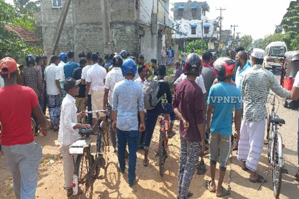 புத்தளத்தில் சோகத்தை ஏற்படுத்திய சம்பவம்: பரிதாபமாக உயிரிழந்த பெண் | Woman Died After Being Hit By A Bus In Puttalam