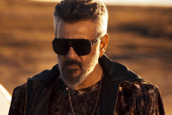 மானமே போகுது... ரசிகர்களின் செயலால் கோபமடைந்த அஜித்! வைரலாகும் காணொளி | Ajith Kumar Anger Talk About His Fans At Dubai