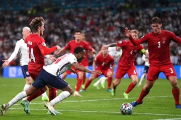 இங்கிலாந்து vs டென்மார்க் அரையிறுதி "மீண்டும் நடத்தப்பட வேண்டும்" - ரசிகர்கள் மனு!
