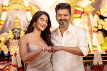 12 வருடங்களுக்கு முன்பே விஜய் உடன் பூஜா ஹெக்டே.. அடையாளமே தெரியலையே