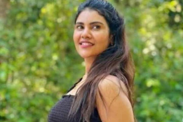 சீரியல் நடிகை நிவிஷாவா இது, டைட்டான உடையில் அவர் வெளியிட்ட போட்டோ- குவியும் லைக்ஸ்