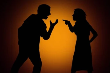 தாலி கட்டிய புதுமனைவிக்கு கணவன் செய்த கொடூர செயல்... கண்ணீருடன் புகார்