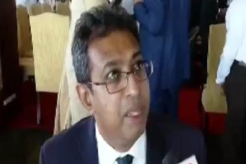 කිසිම බඩු මිලක් ගැන සඳහනක් නැහැ විශාල බදු මිනිස්සුන්ට වදිනවා..ඇත්ත නැත්ත මෙන්න..(VIDEO)