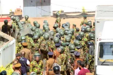 මීගමුව බන්ධනාගාරයේ ඛේදවාචකයෙන් මියගිය පිරිස වෙනුවෙන් අමාත්‍යාංශයේදී විශේෂ ආගමික වතාවත්
