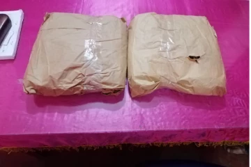 இரண்டு கிலோகிராம் கேரள கஞ்சாவுடன் ஒருவர் கைது: பொலிஸார் தீவிர விசாரணை (PHOTO)