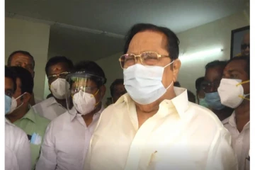 ஆக்சிஜன் தட்டுப்பாடு இரண்டு நாட்களில் தீர்க்கப்படும் - அமைச்சர் துரை முருகன்