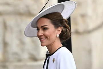 கீமோதெரபி சிகிச்சைக்குப் பின்பும் இத்தனை அழகா? இளவரசி கேட் தொடர்பில் இணையத்தில் எழுந்துள்ள சர்ச்சை