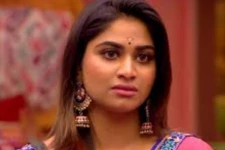 பாலாவை பிரிய முடியாமல் கண்ணீருடன் பிக்பாஸ் வீட்டிலிருந்து வெளியேறிய ஷிவானி..