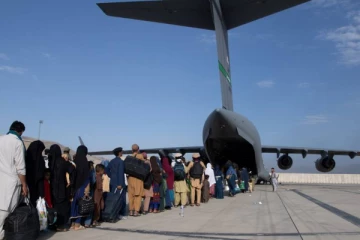 காபூலில் மீண்டும் விமான சேவை தொடக்கம்