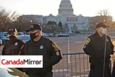 வாஷிங்டனில் ஆயுதங்களுடன் சுற்றிய நபர் கைது