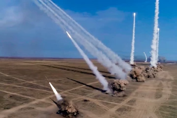 ரஷ்யாவின் எக்ஸ்-22 ரக சக்திவாய்ந்த ஏவுகணையை நடுவானில் காலி செய்த உக்ரைன்! வீடியோ