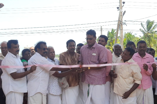 அபிவிருத்தி நடவடிக்கைகளுக்கு ஈ.பி.டி.பி கட்சி என்றும் துணையாக இருக்கும்:சட்டத்தரணி றெமீடியஸ் (PHOTOS) | Epdp Will Also Support Development Activities