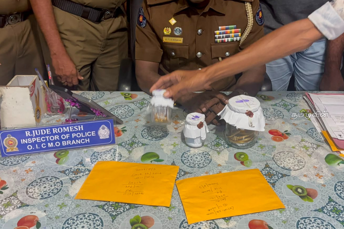 களுவாஞ்சிகுடி பகுதியில் திருடப்பட்ட தங்க நகை : யுவதி ஒருவர் கைது | Gold Jewelry Stolen In Kaluwanchikudy Woman Arrest