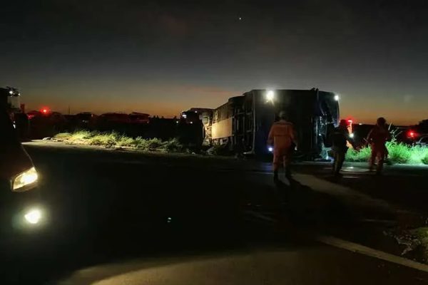 பிரேஸில் நாட்டில் கோர விபத்து ; 11பேர் பலி | Tragic Accident In Brazil 11 People Killed