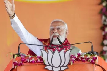 ஒரே மேடையில் எடப்பாடி பழனிசாமி, டிடிவி தினகரன்!