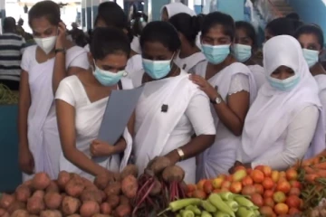 மட்டக்களப்பு நகரில் மனித பாவனைக்குதவாத உணவுப்பொருட்கள் விற்பனை (Video)