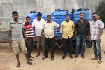 சட்டவிரோதமாக பதுங்கி வைக்கப்பட்டிருந்த டீசலுடன் ஒருவர் கைது (Photos)