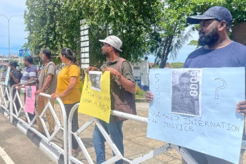 ஊடகவியலாளர் எக்னலிகொட கடத்தப்பட்டு 5000 நாட்கள்: நீதி கோரி மட்டக்களப்பில் ஆர்ப்பாட்டம் (Photos)