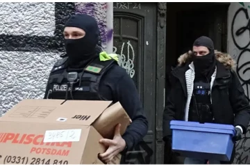 ஜேர்மனியில் பொலிசார் ரெய்டு... பெண்கள் அமைப்பொன்றைச் சேர்ந்தவர்கள் கைது