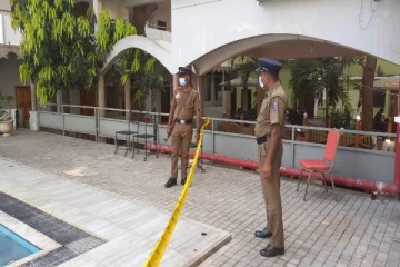 நீச்சல் தடாகத்தில் தவறி விழுந்து பரிதாபமாக உயிரிழந்த சிறுவன்! கதிர்காமத்தில் சம்பவம்