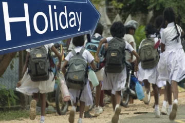 நாளை பாடசாலைகளுக்கு விடுமுறை!! வெளியான அறிவிப்பு