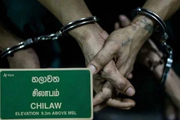 சிலாபத்தில் பெருமளவான பீடி இலை பொதிகளுடன் இருவர் கைது