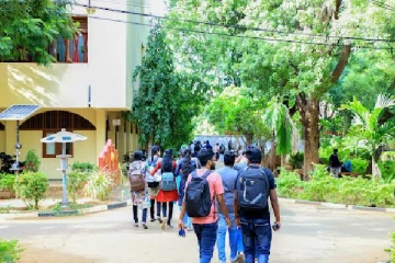 குழுமோதல்; 9 பல்கலைக்கழக மாணவர்கள் வைத்தியசாலையில்!
