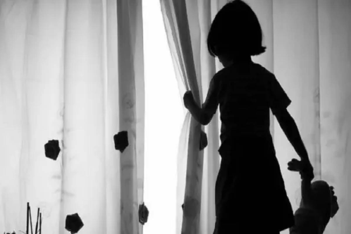 யாழில் நேர்ந்த கொடூரம் ; 8 வயது சிறுமியை துஷ்பிரயோகம் செய்த தாய்வழி உறவு | Atrocity Jaffna Maternal Abuses 8 Year Old Girl