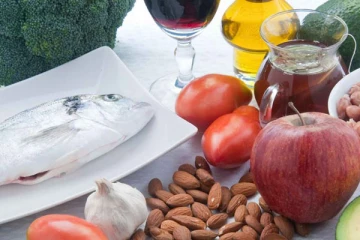 கொலஸ்ட்ராலை குறைக்கணுமா அப்போ இந்த பழங்களை சாப்பிடுங்க