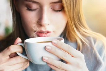 காபி, டீ அதிகம் குடிப்பது நல்லதா? கெட்டதா?