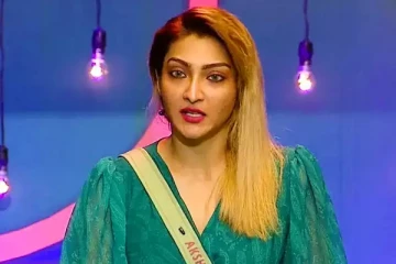 பிக் பாஸ் அக்ஷரா ரெட்டியின் அம்மாவை பார்த்துள்ளீர்களா.. இதோ புகைப்படத்துடன்